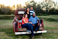 Country Christmas mini sessions 2023